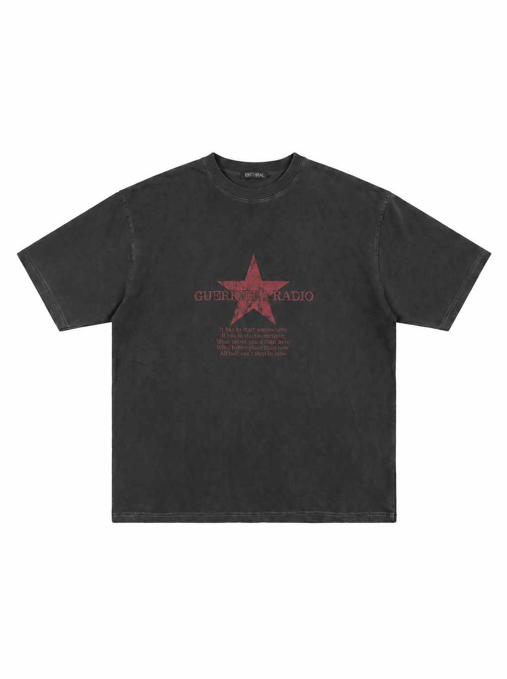 深灰色T恤 (紅色星星圖案)－正面白底商品圖